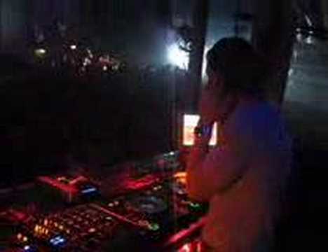 DAVID GUETTA "I like it" (Tune Brothers) live 20.10. Stuttga