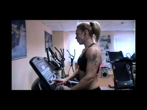 Видеообзор беговой дорожки FITLUX 365