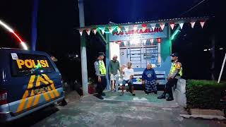 Download lagu Personel Bhabinkamtibmas Polsek Purworejo giat Sambang Satkampling di Pos Ronda Kel. Sindurjan.  mp3