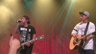 Janoskians - Real Girls Eat Cake Live (Dublin 8.10.16 Another Fail Tour)