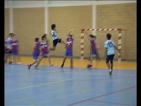 2009 12 12 Iniciados Masculinos Travassô-CDP_2.wmv