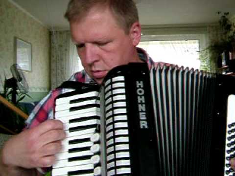 Fuchs, du hast die Gans gestohlen. Aus Holzschuh Akkordeon Lehrbuch. Anfänger spielt.