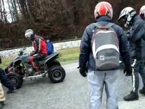 96.DEČKI  ŽUTNICE - Čekanje u Golubovcu