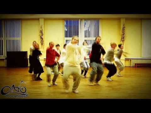 Antdancehouse - Reklama 2010 - Ant advert Locking, House by SketcH