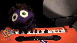 Video thumbnail for Orange Amps Rocker 30 Combo Gets Felt by gearwire