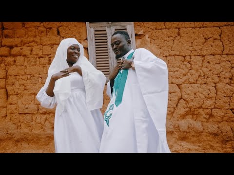 Lil Win ft. Naa Jacque - Me Nwom / My Song (Official Video)