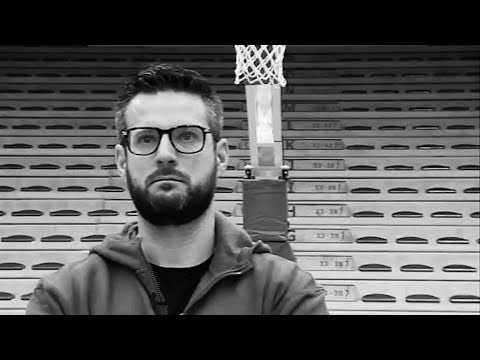 Romuald Yernaux, entraîneur des Flammes Carolo