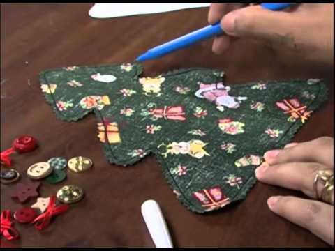 Mulher.com Fabiula Barbosa - Árvore de natal na caneca 1/2