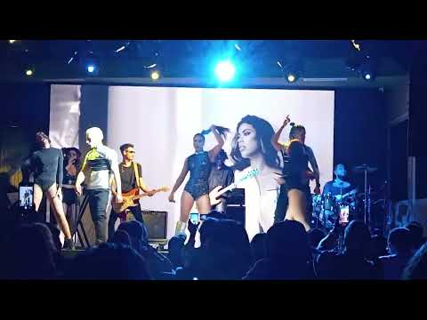 Alevalen en Show Case - Miedo ft Nacho