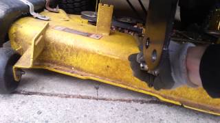 Removing mower deck on Z425 for snow plow