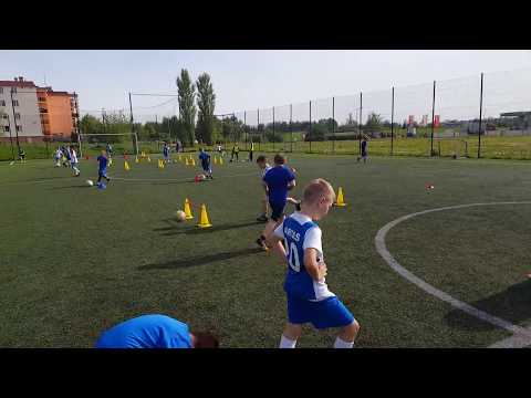 Trening rocznika 2009 w Akademii Piłkarskiej Młoda Warta