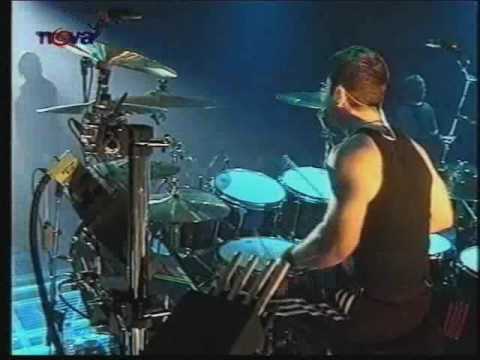 Genesis - The Lamb Lies Down on Broadway (Live)