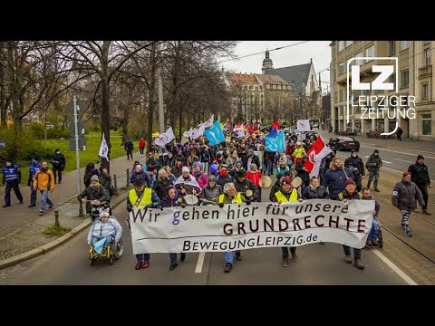 Corona-Maßnahmen-Demo & Gegenprotest am 2. April 2022 in Leipzig