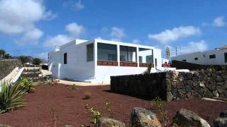 preview picture of video 'Villa PUKA for 2p in Las Breñas for rent in Lanzarote.wmv www.lanzaroteApartments.org'