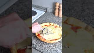 Video de Rueda cortadora cortapizza de acero premium Utile