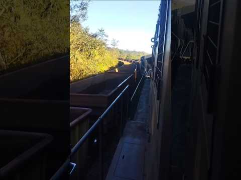 Aguardando auxílio no pátio do 575 Ramal do Paraopeba #train #trem #mrslogística #minasgerais