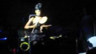 Erykah Badu Live Performance,&quot;My People,&quot; 5.10.08