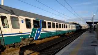 preview picture of video 'IC 611 Bologna-Bari con E656 274 @Falconara Marittima'