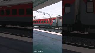 Download lagu chal Musafir chal #sad song Hindi romantic songs#mohammad Aziz. mp3