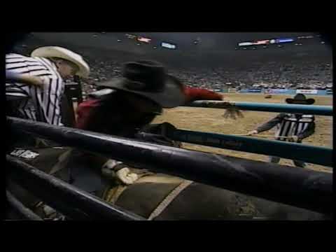 Bubba Dunn vs Tuff E Nuff - 97 PBR Finals (85.5 pts)