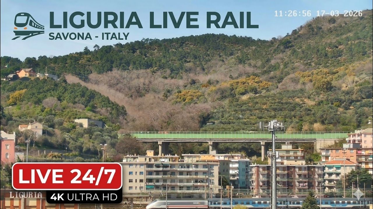 Live webcam view of Cámara Ferroviaria de Savona