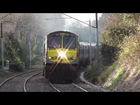 IE 201 Class Locomotive 207 + Enterprise 9004 - Kilbarrack, Dublin