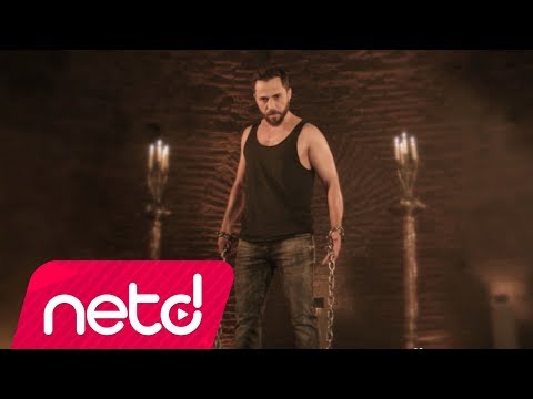 Bahadır Tatlıöz feat. Kemal Özgür - Kafam Duman Remix