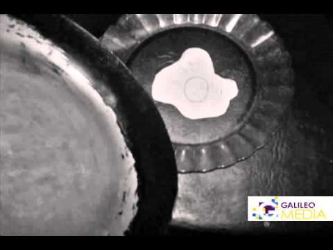 Cocinando un huevo para Lautaro