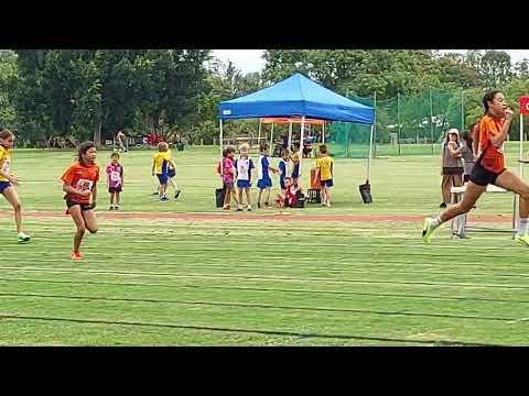 U11 girls 100m heats MetWest Regionals