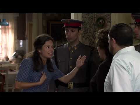 Amar C433 - Benigna y Dorita discuten delante de los guardias