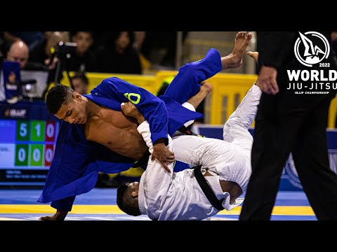 Meyram Maquine v Hiago George / World Championship 2022