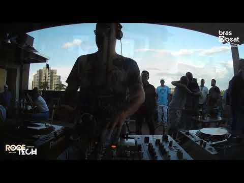 Vicari on the decks at Roof Tech party!