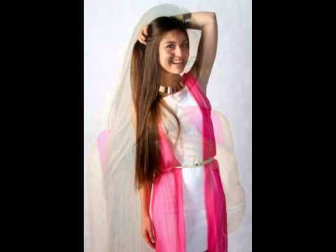 Grupa ,, Santīms " - Bērnības meitene