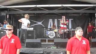 Breathe Carolina - Tripped And Fell In Portland - LIVE