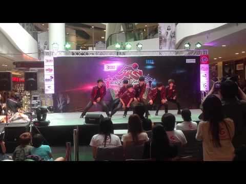 120804 DOMINO cover BOYFRIEND - JKN Cover Dance Battle 2012 (Audition Stage)