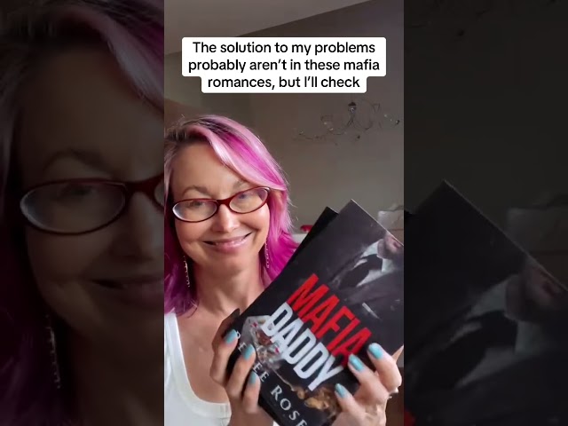 Vídeo relacionado con Sota de picas: un romance de la mafia (Vegas Clandestina nº 3)