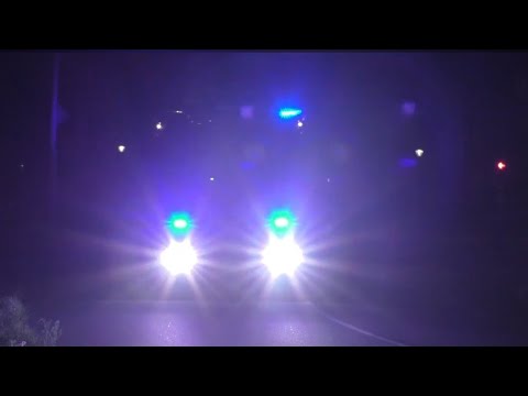Brandweer Velsen-Zuid met spoed naar een Autobrand op de Gerard Revestraat in Haarlem