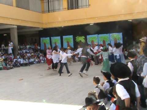 download lagu mp3 mp4 Juego De El Patio De Mi Casa, download lagu Juego De El Patio De Mi Casa gratis, unduh video klip Juego De El Patio De Mi Casa