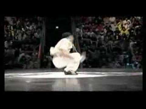 Lilou vs. Physicx - Red Bull BC One 2005 - DVD High Quality