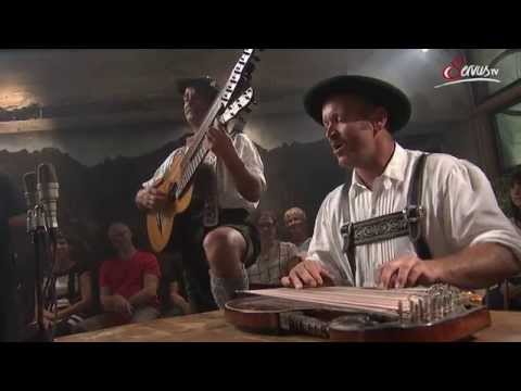 "I bin a jung‘s Bürscherl" Duo Hornsteiner Kriner bei Pixner's BACKstage (Servus TV)