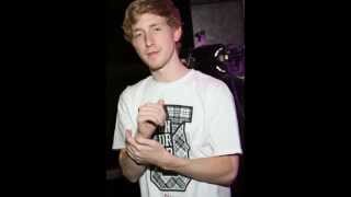 Asher Roth - Capital Crime Feat. Truck North, & Black Thought