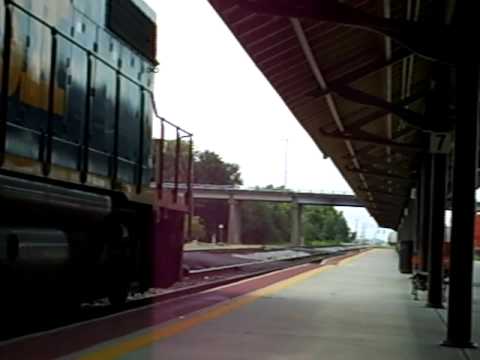 CSX gp38-2 backing through rocky mount