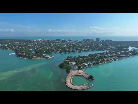Key Biscayne - Single Family Homes - Luxury Waterfront Living