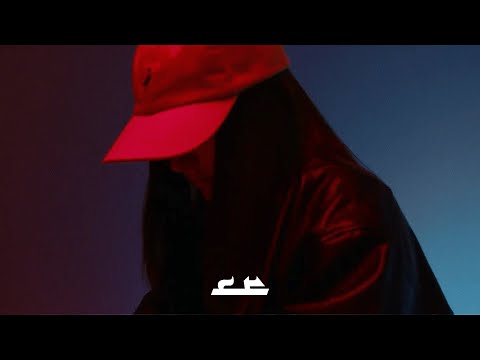 HENNING MAY feat  CASPER, LUNA & CHAPO102 - VORBEI