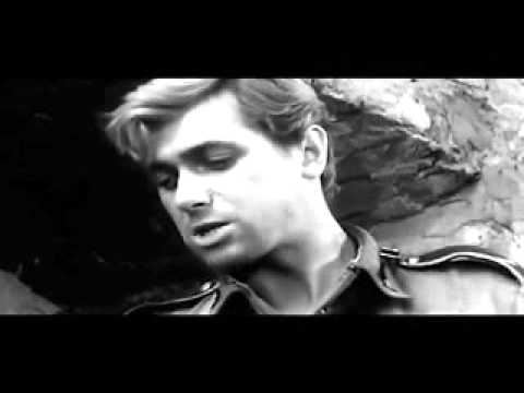 4 Tank-Men and a Dog - parody trailer