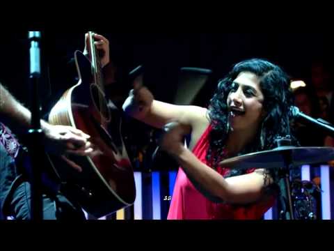 Ellen DeGeneres - Mark Twain Award - Jason Mraz and Mona Tavakoli performance (With subs)