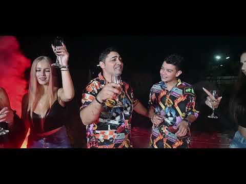 Geo Giovani & Geo Ionut   Azi fac 18 ani