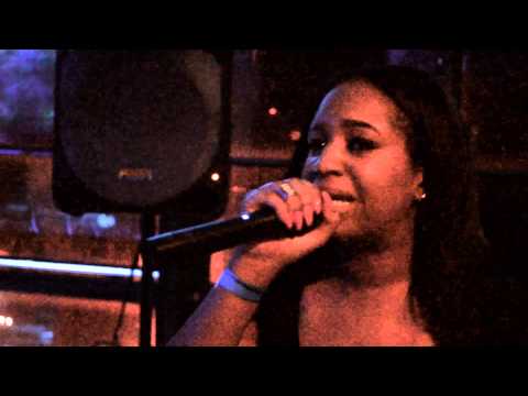 Ivy Monae Barz Fest Performace