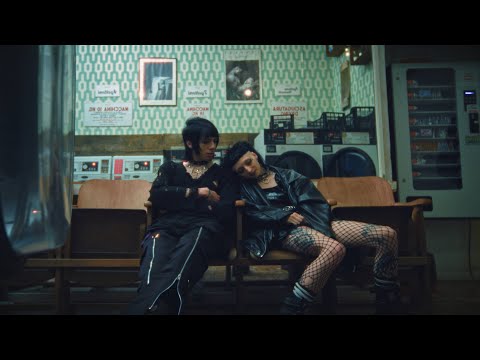 SCAGLIA - DIVERSA (Official Video)