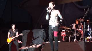 Buckcherry Rock USA Nothing Left But Tears Oshkosh Wisconsin Front Row !!